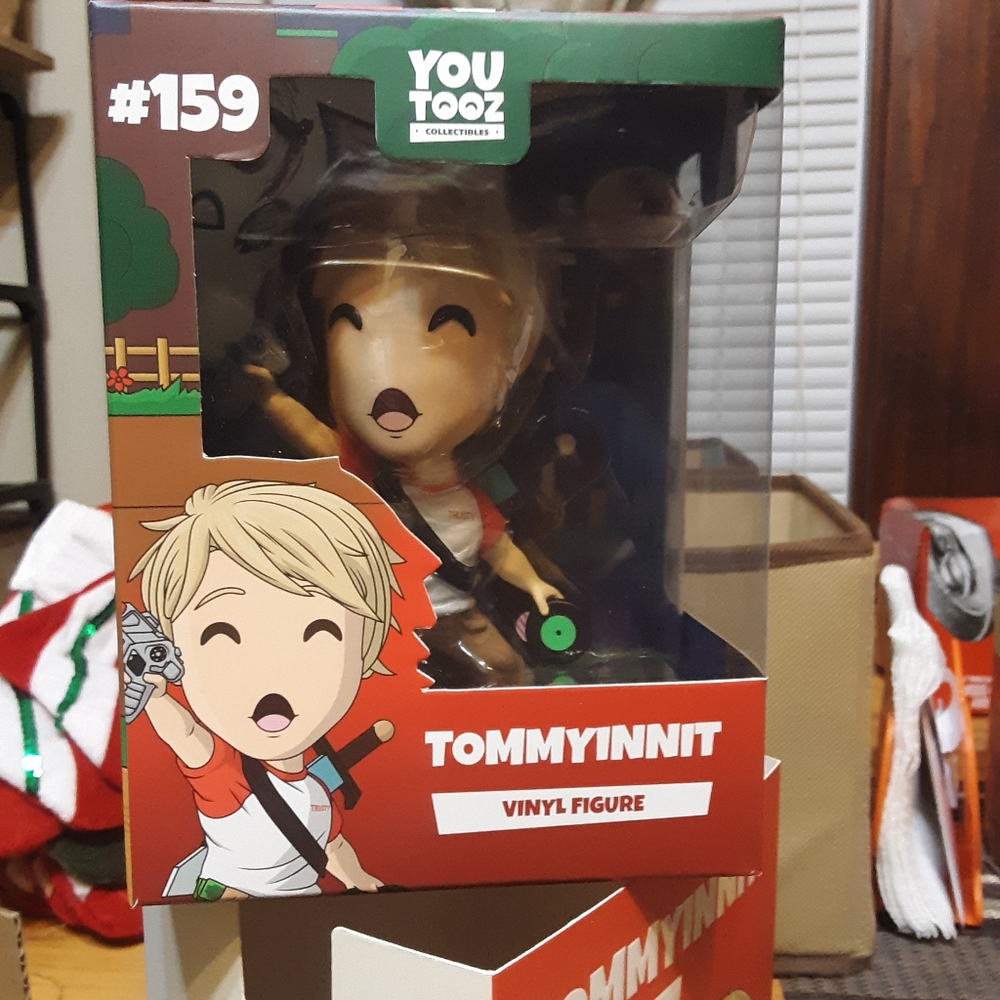 Tommyinnut vinyl Figure